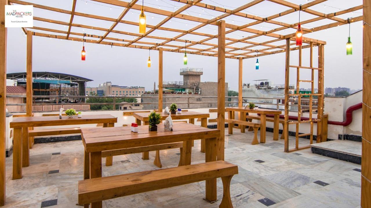 Madpackers Agra Hostel Agra  Bagian luar foto